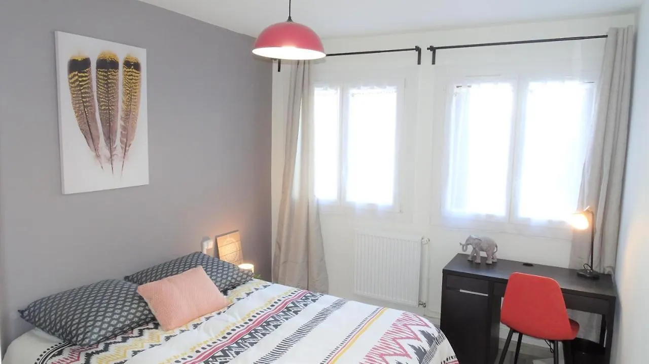 Grand appartement T3/T4 proche des berges du Cher Montluçon France